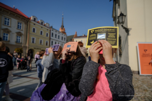 Obserwacja częściowego zaćmienia słońca z Pasażem Odkryć